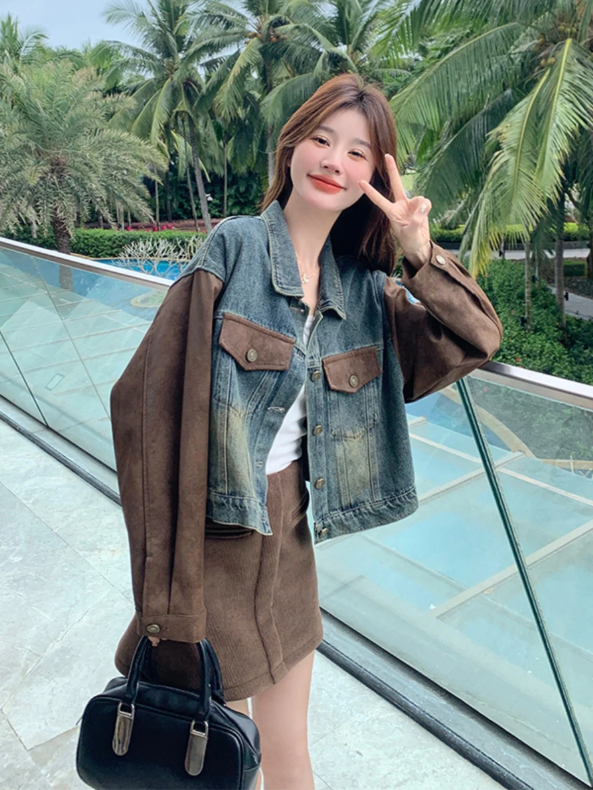 Giacca in Denim Patchwork Vintage Primavera 2025, Top Casual da Donna con Taglio Dritto e Maniche Lunghe con Bottoni