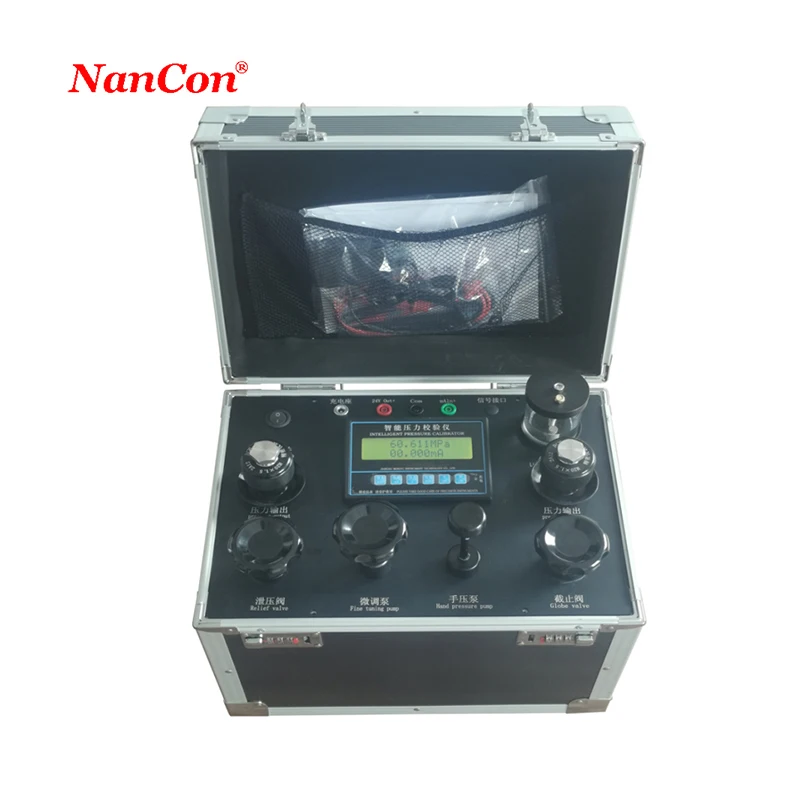 Intelligent Smart Portable Pressure Calibrator 0 ~ 60Mpa Accuracy 0.05