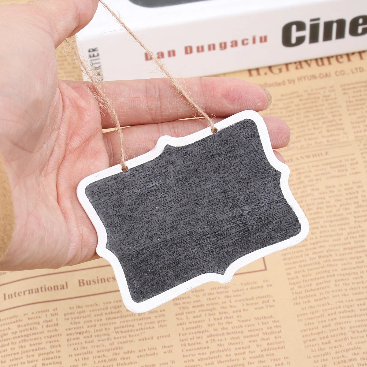 

20pcs Wooden Mini Double Sided Blackboards Hanging Message Boards For Wedding Party Restaurant Use Erasable Reusable