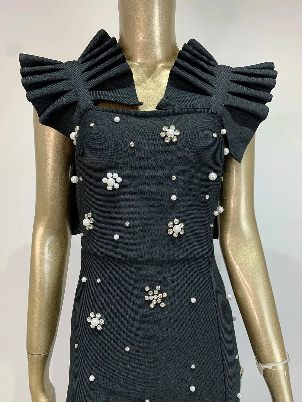 

Женское сексуальное длинное платье макси с V-образным вырезом, бисером и оборками, черное, облегающее, элегантное, для вечеринок и клубов, 2026