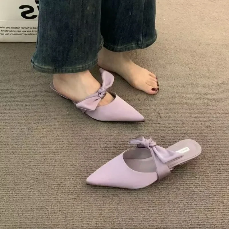 

‌2025 Hot Sale Summer Women's Slippers Pointed Toe Bow Tie Dress Sandals Fashion Closed Toe Low Heel Elegant Modern Slippers