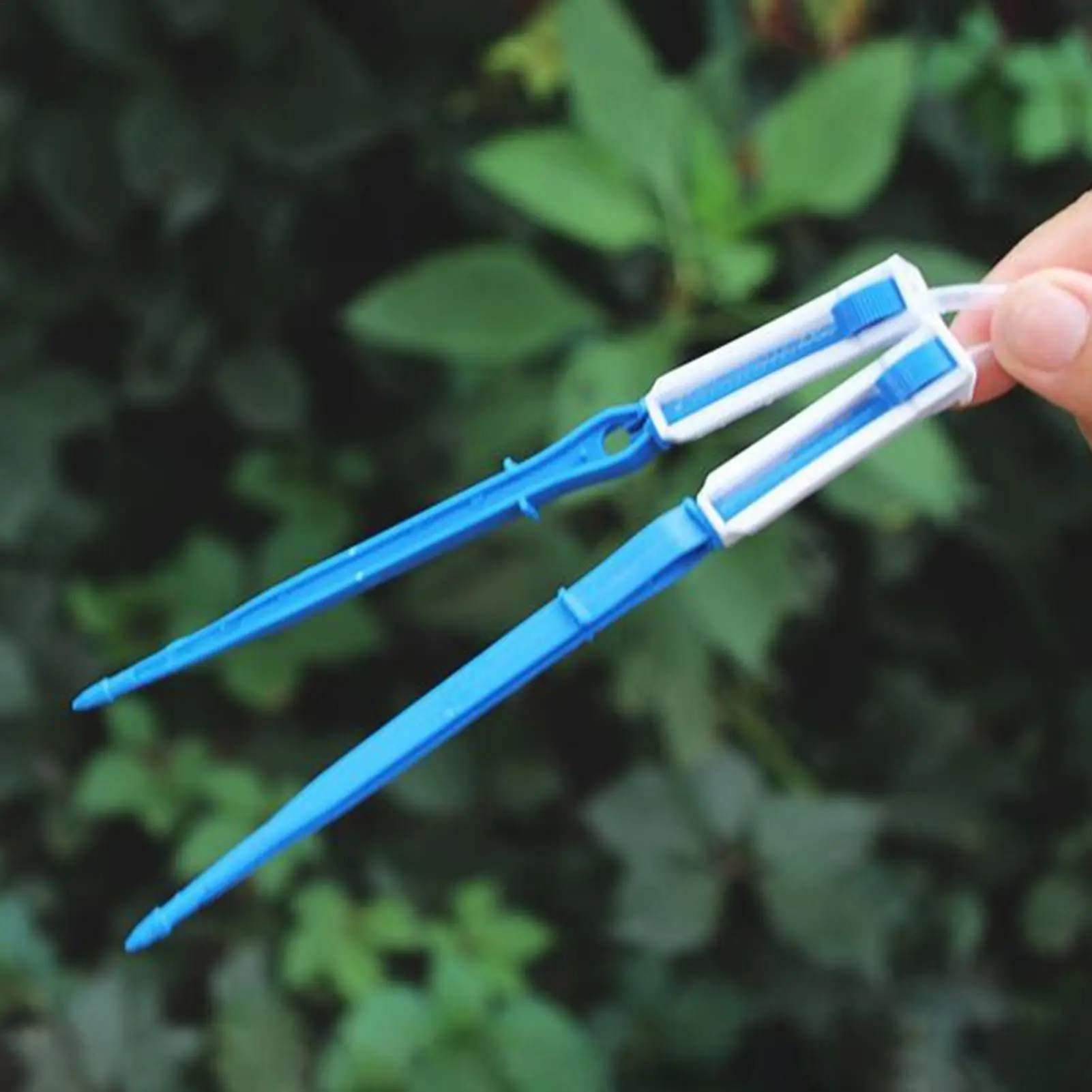 3.5L Plant IV ถุงน้ําระบบรดน้ําพืชอุปกรณ์ Automatic Plant Waterer Self Watering IV หยดพร้อม Alow ปรับได้