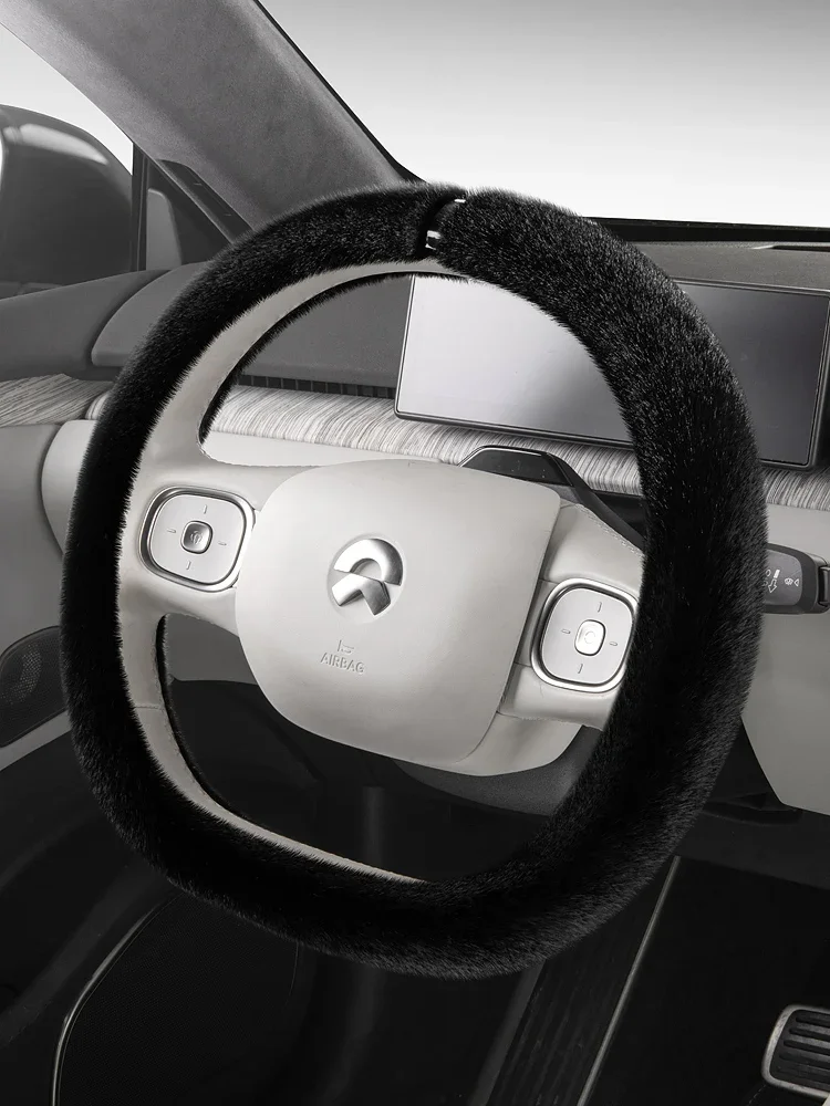 Auto Steering Wheel Cover Winter Imitation Mink Car Steering Wheel Handle Cover Winter Pure White Matching Tesla Model 3 Audi A3