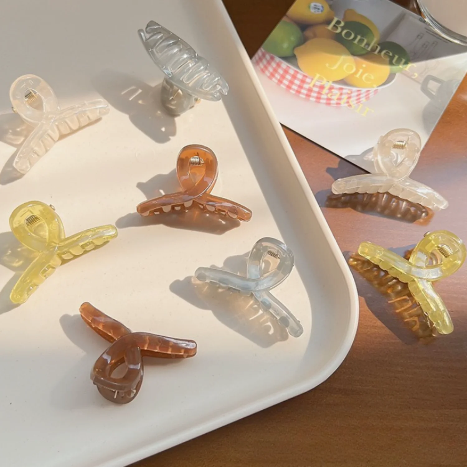 

4.5cm Jelly Color Transparent Mini Hair Claw Clips Sweet Cross Style Small Jaw Clips for Half Up Hairstyle and Broken Hair Fixin