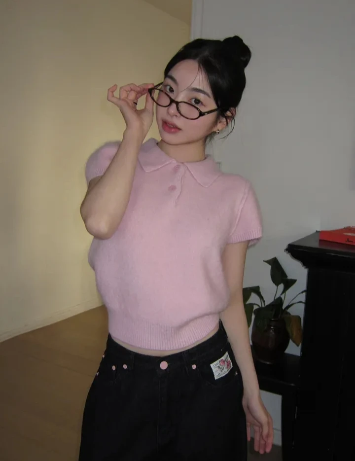 Maglione a maniche corte lavorato a maglia 3 colori da donna rosa morbido top coreano chic stile manica corta pullover lavorato a maglia femme primavera 2026 (K9088