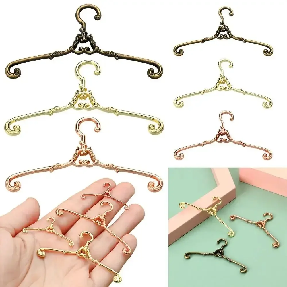5Pcs Metal Clothes Hanger Retro Multi Functional Mini Coat Hanger Durable Windproof Clothes Rack Dress Pants Accessories