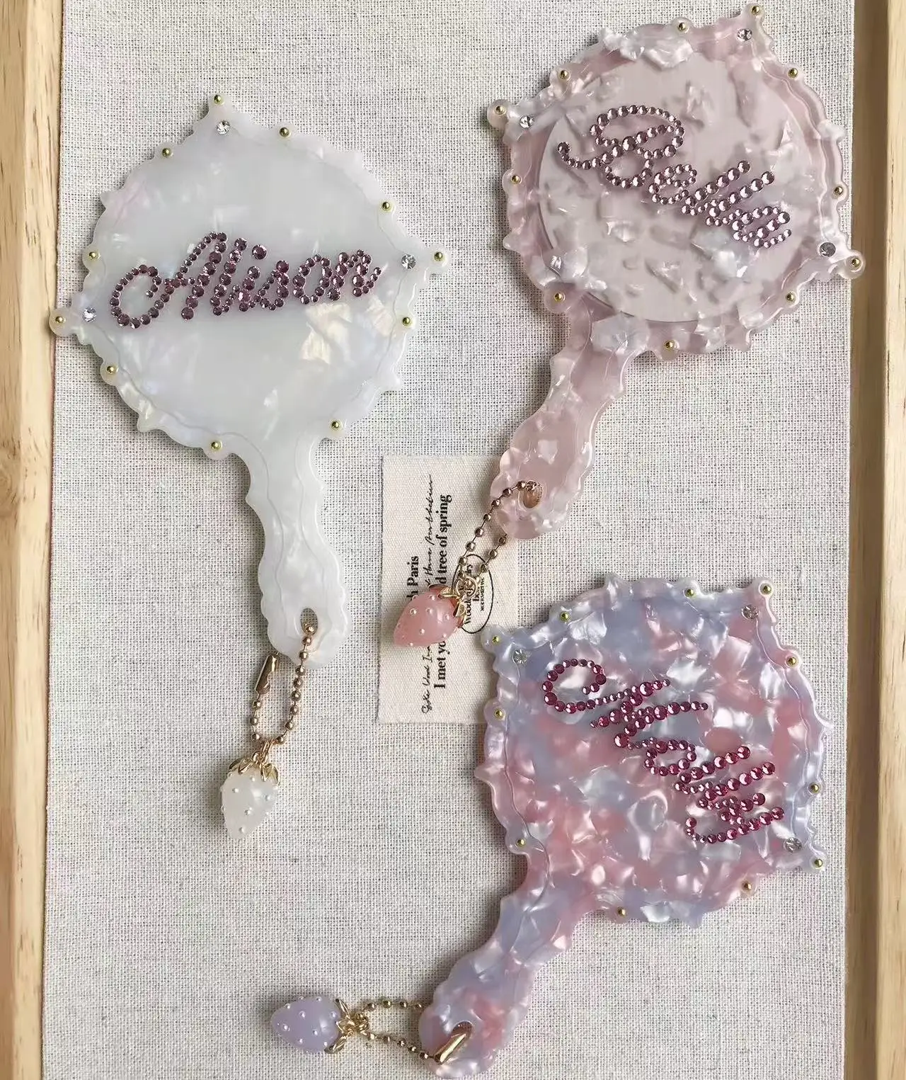 

Fashion Customized Rhinestone Letters Mini Mirror Personalized Name Acetate Small Mirror Birthday Gift for Women Girl Bridesmaid