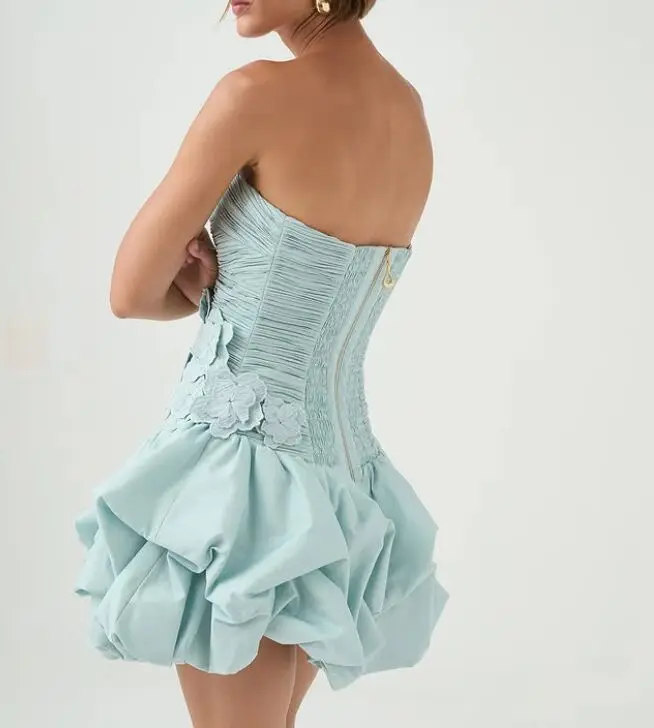 Di alta qualità personalizzato senza spalline blu sopra il ginocchio piega cerniera senza schienale appliques abito abiti da festa para bodas فسات evi intelli