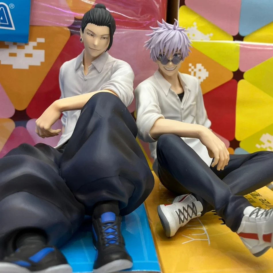 Satoru Gojo Statua Jujutsu Kaisen Figura Geto Suguru Postura seduta Action Figures Prison Realm Anime Modello PVC Ornamento Giocattolo