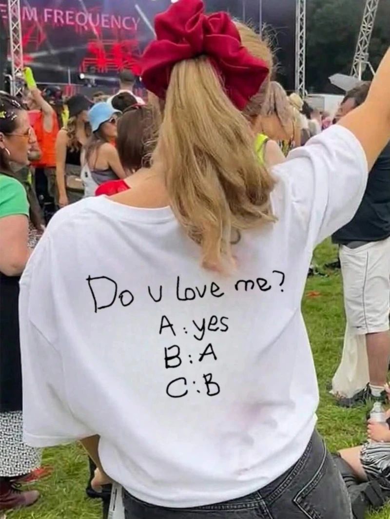 

Do you love me Letter print short-sleeved Tshirt casual and versatile style suitable for women summer daily wear and outing 2025