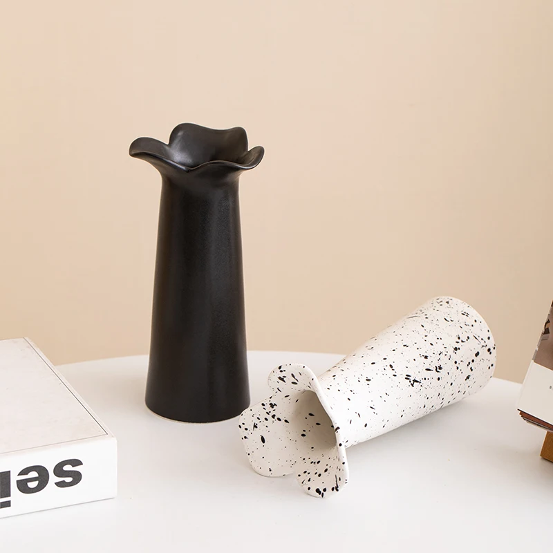 

Ceramic vase - luxurious and creative flower petals - high-end feeling hydroponic flowers and dried flowers decorative piece