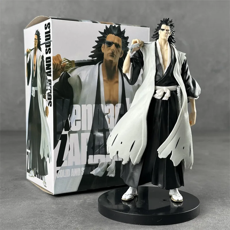 18cm BLEACH Anime Figure Hitsugaya Toushirou Zaraki Kenpachi Kurosaki Ichigo PVC Action Figure Collectible Model Toys Kid Gift