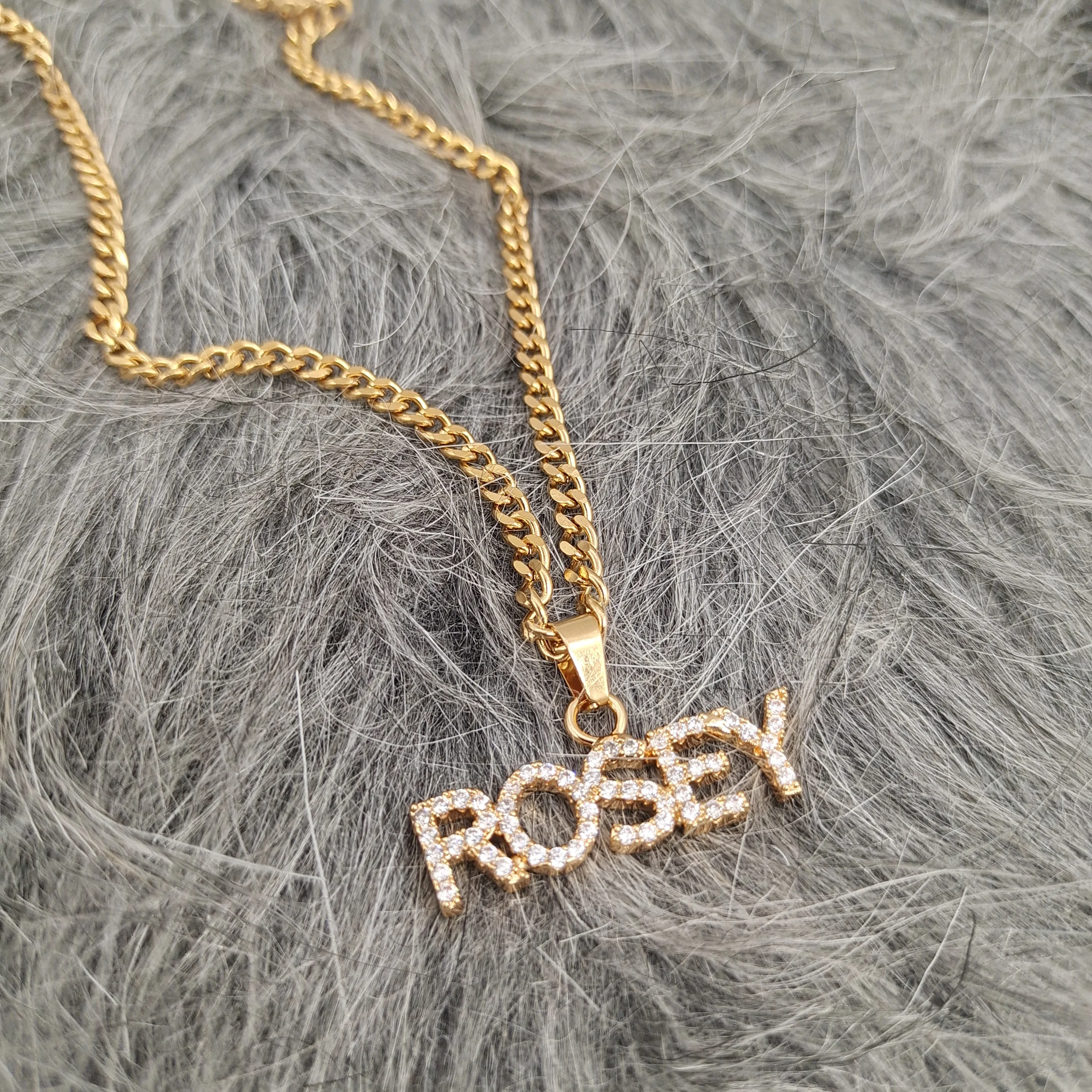 

Personalized Name Pendant with Zircon Custom Detachable Bling Nameplate Gold Cuban Chain Christmas Gift for Women