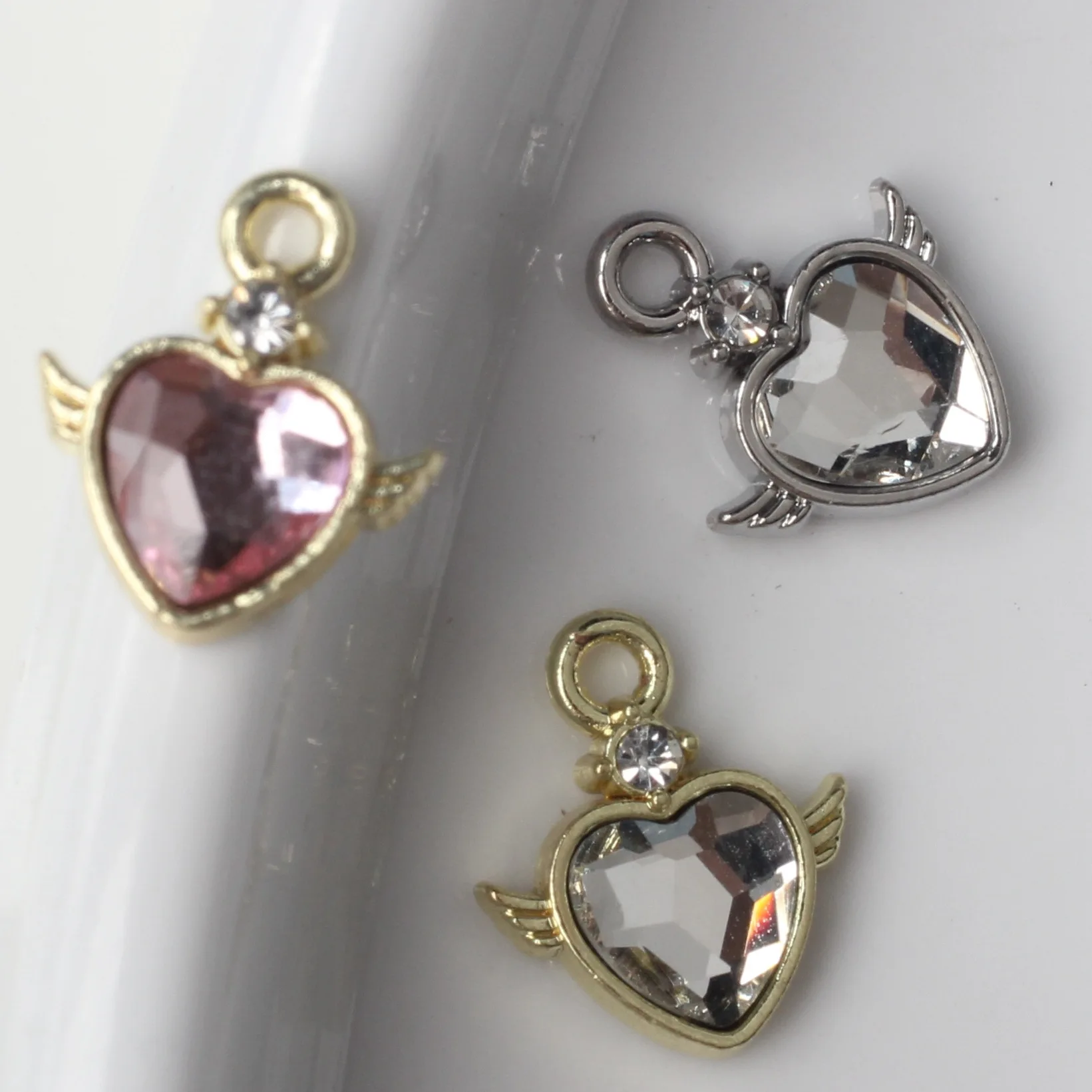 10 قطعة/الوحدة 11*13 مللي متر سبائك الزنك حجر الراين على شكل قلب الجناح قلادة جالبة للحظ عقد دي اي واي سوار أقراط اكسسوارات #5