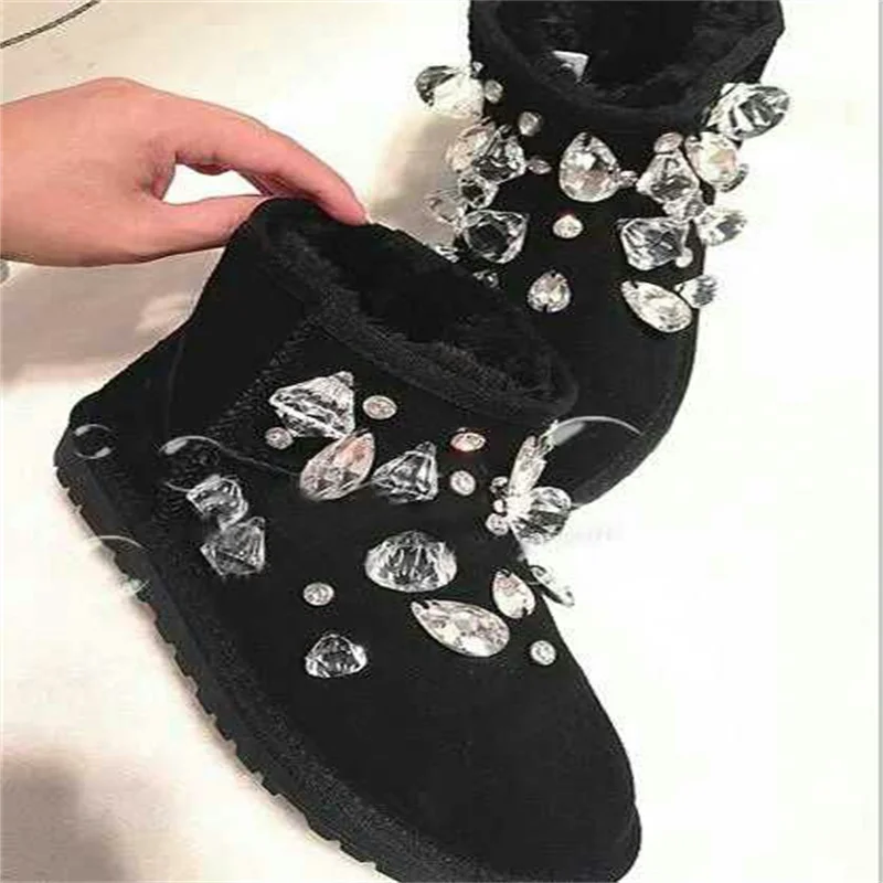 Crystal super flash hand nail drill flat short tube women's fur one snow boots large size comfortable women's cotton shoes 35-44