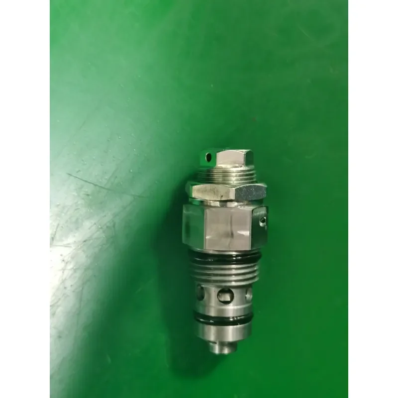 RVY0.M18 relief  hydraulic thread cartridge  VIS safety valve overload construction machinery multi-way valve view 3