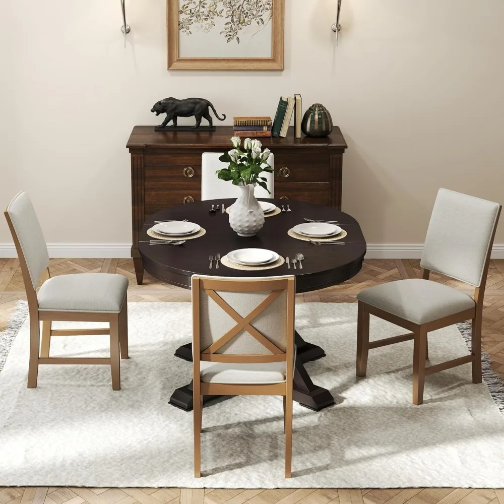 زوج من كراسي تناول الطعام المنجدة على طراز المزرعة مع تصميم خلفي متقاطع لاستخدام المطبخ وغرفة المعيشة