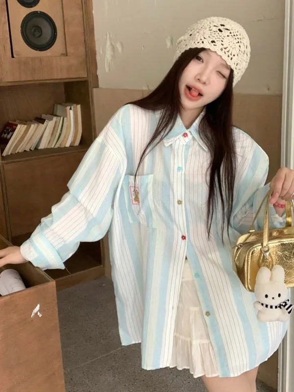 

Мятно-синяя полосатая повседневная рубашка-кардиган женская, весна-осень, новый дизайн, с отложным воротником, свободного кроя, из полиэфирного волокна