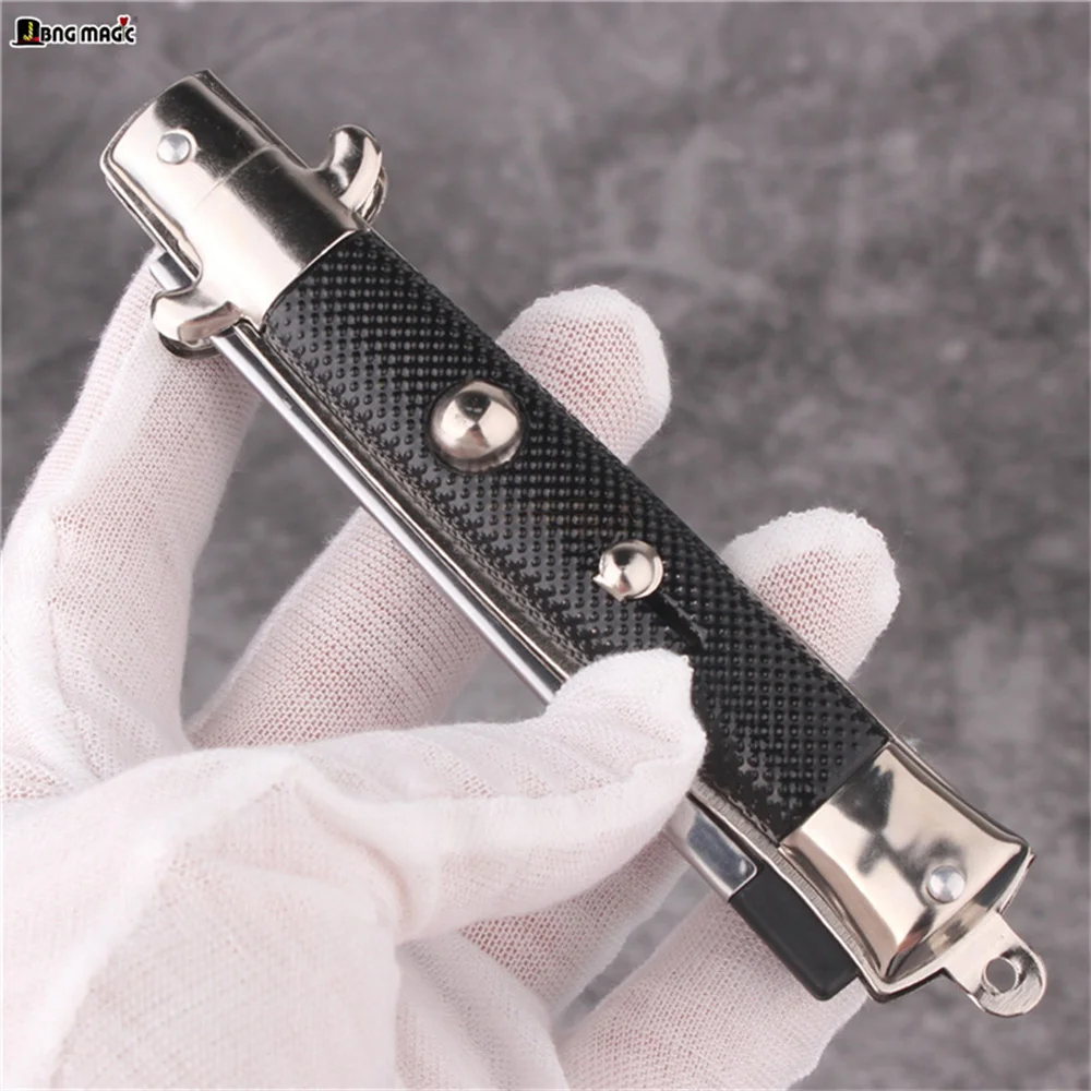 Fashionable Tool Pocket Foldable Comb Butterfly Knife Portable Spring Comb Hair Care Easy To Carry Comb Ergonomic Design Beard