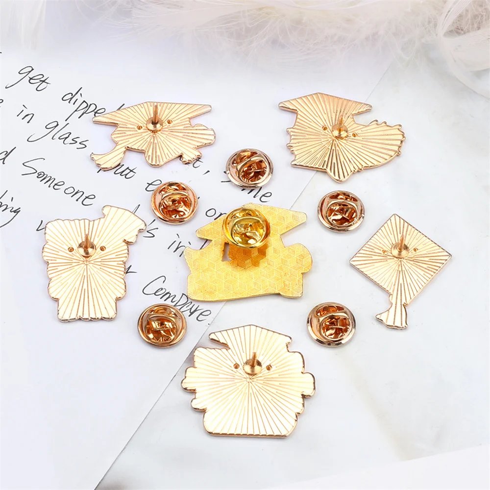 School Graduation Season Enamel Brooches Creative Flower Bachelor\'s Hat Graduated Lapel Pin Badge Students Friends Jewelry Gifts