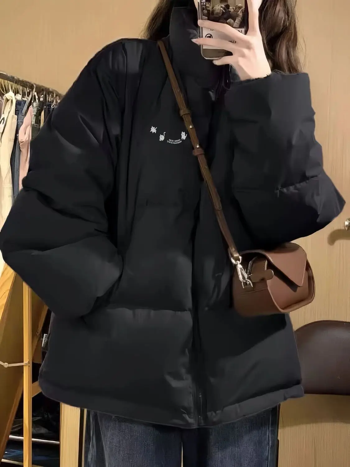 

Спортивная парка унисекс для женщин: повседневный стиль, улучшенная производительность, спортивный образ, готовность к тренировкам, нейтральный цвет