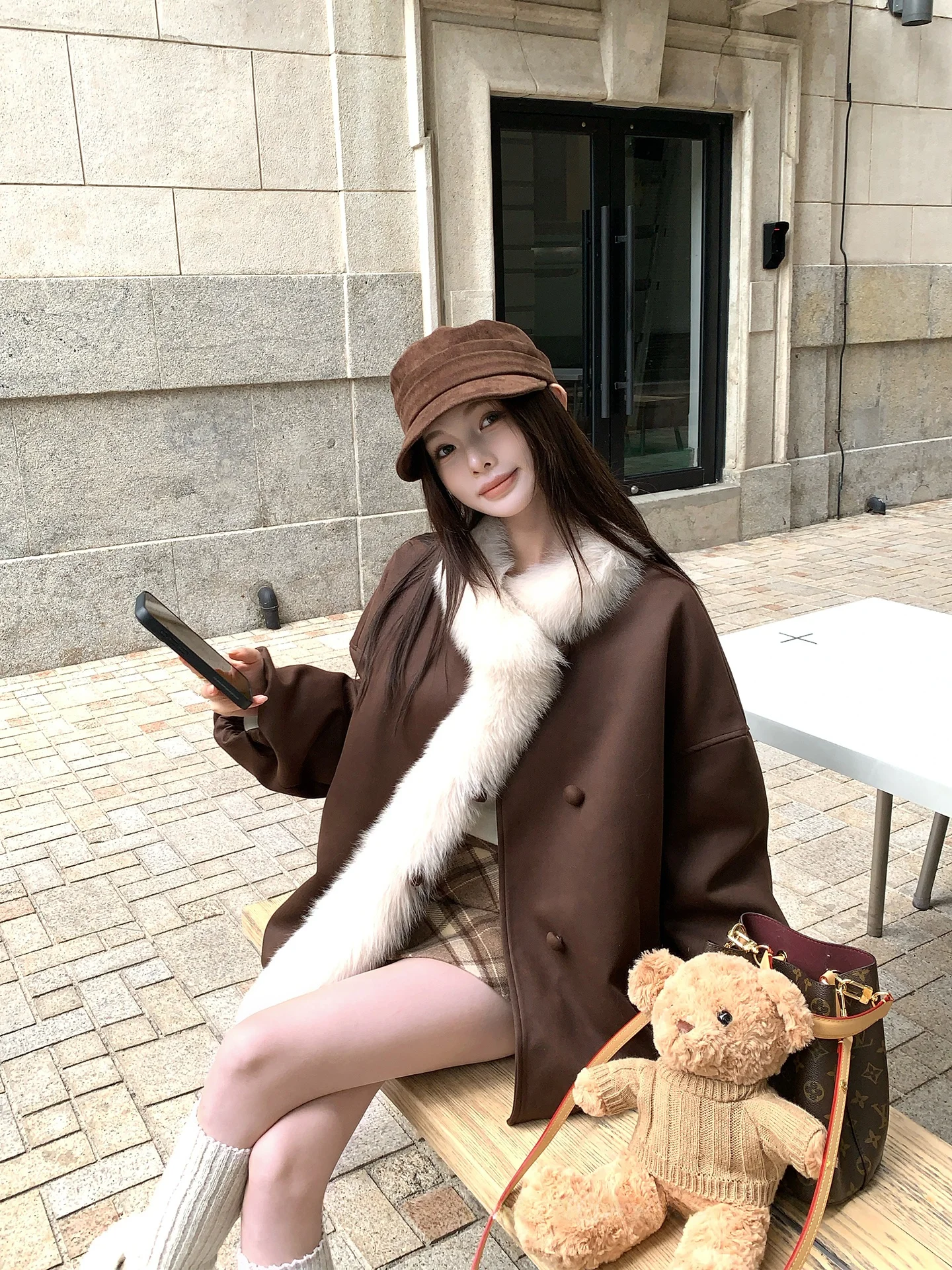 

Женская утепленная куртка Sasa Fashion с меховым воротником, длинными рукавами, короткое пальто в корейском стиле, на молнии, без капюшона