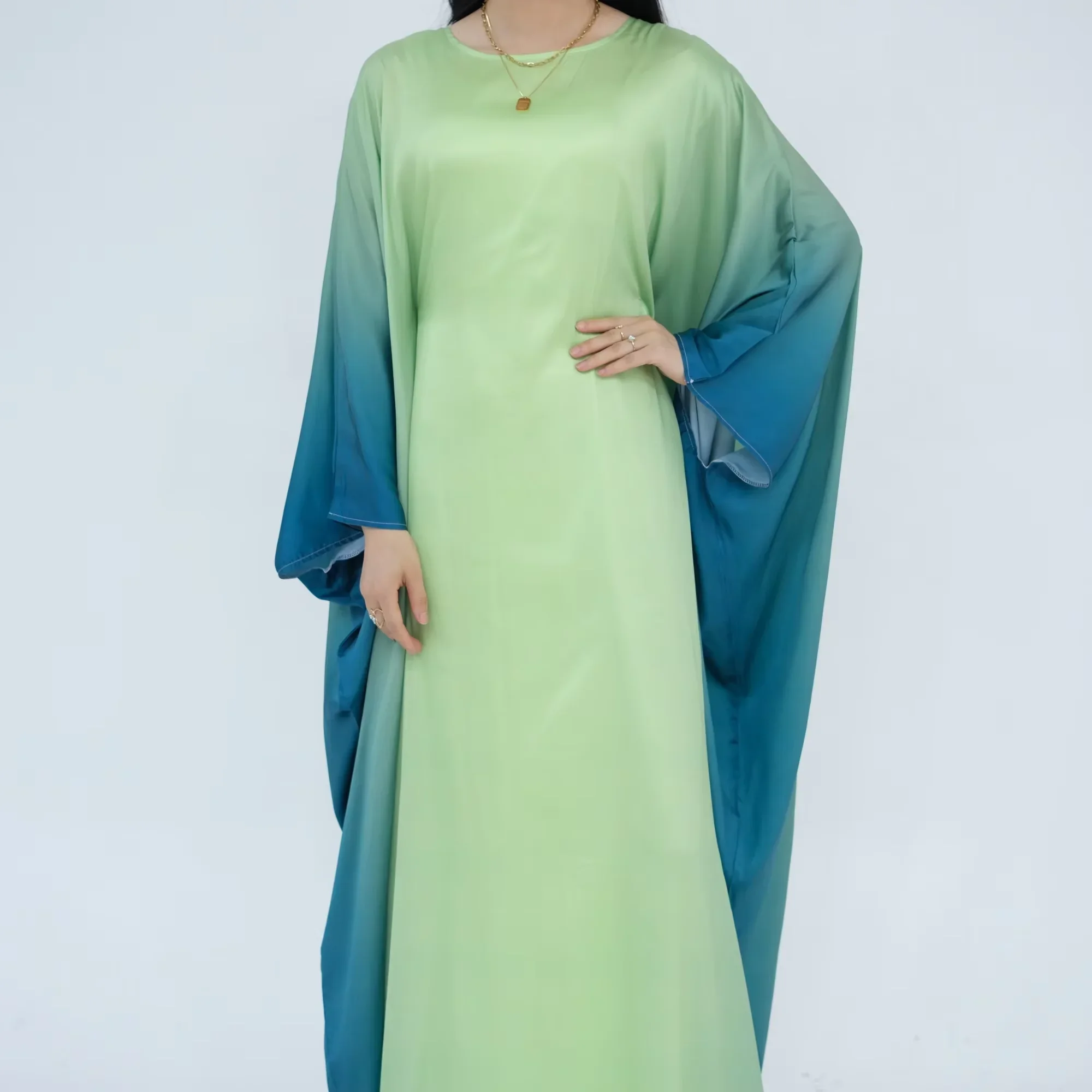 

Gradient Color Shiny Batwing Maxi Abaya Dubai Luxury 2026 Abayas Women Muslim Kaftan Dress Islam Caftan Marocain Femme Jalabiya