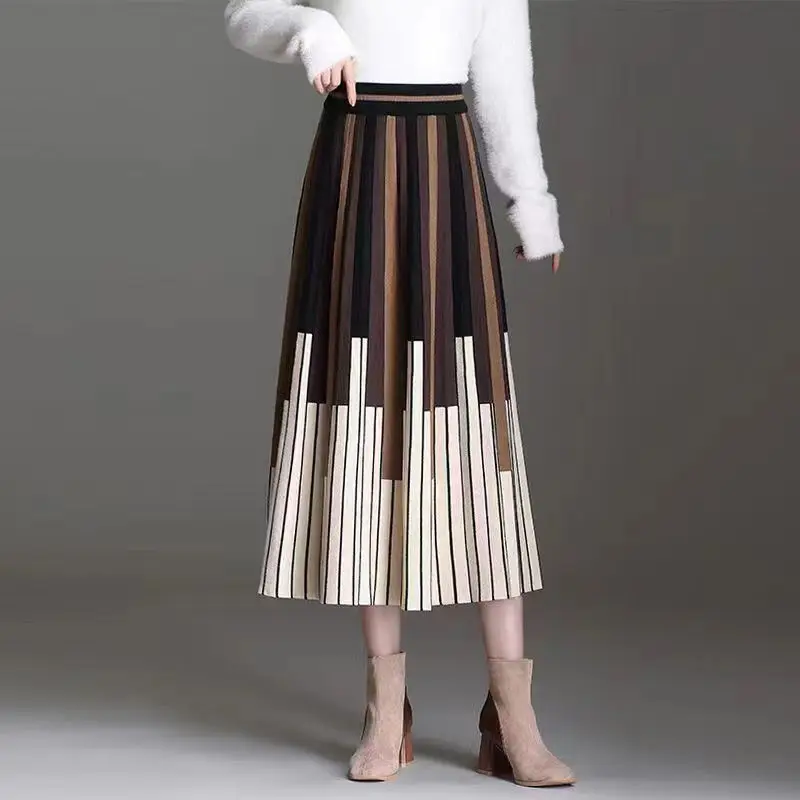 

Autumn and Winter Striped Long Pleated Knitted Skirt Drape Large Swing Calf Long Skirt