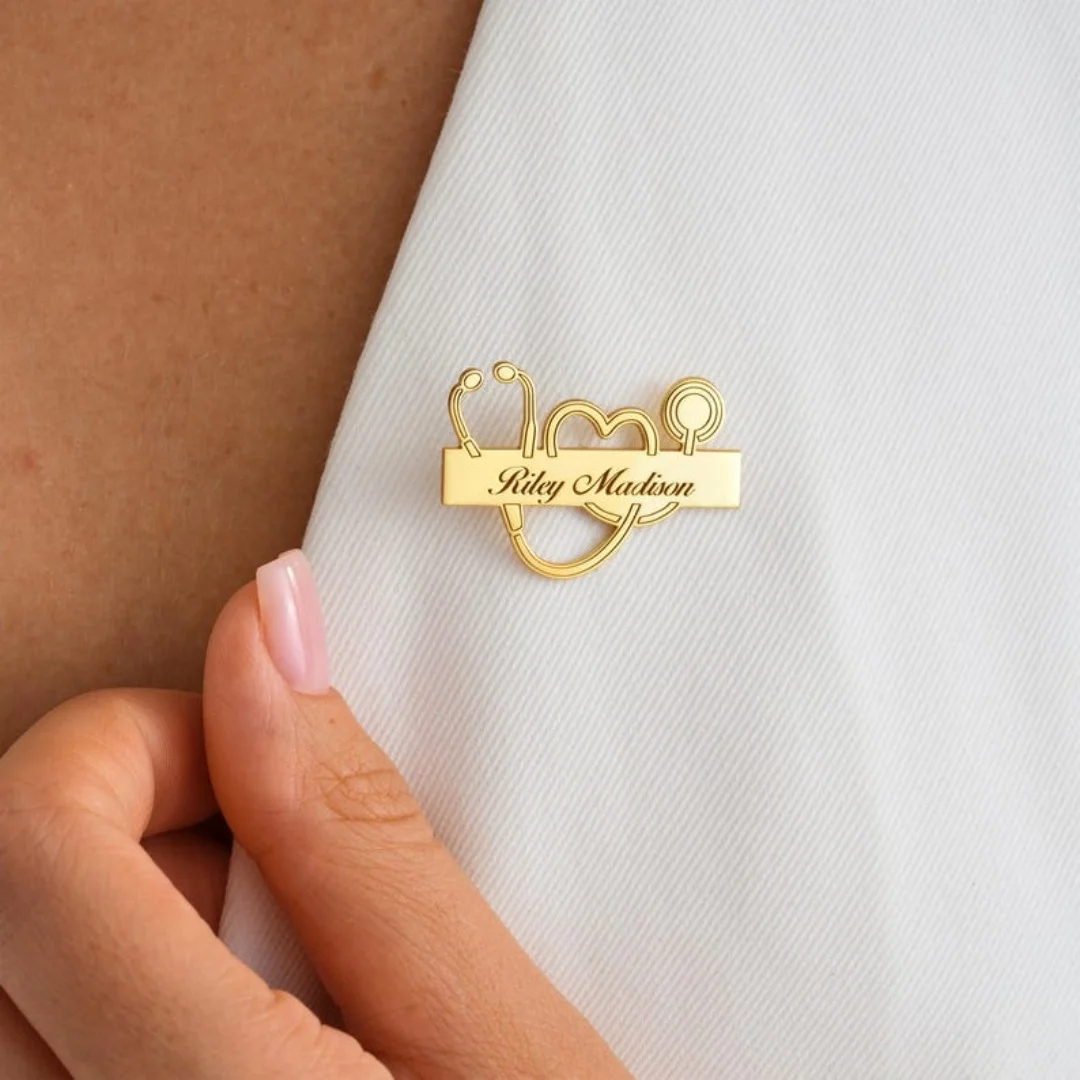 

Customized Name Brooch Stainless Steel Initial Letter Pin Badge Personalized Doctor Jewelry Stethoscope Accessory for Men Women