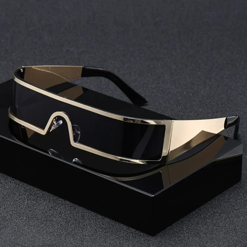 

One-piece Steampunk Rectangle Sunglasses Men 2025 Luxury Brand Y2K Punk Shield Sun Glasses for Male Vintage Goggle Shade UV400