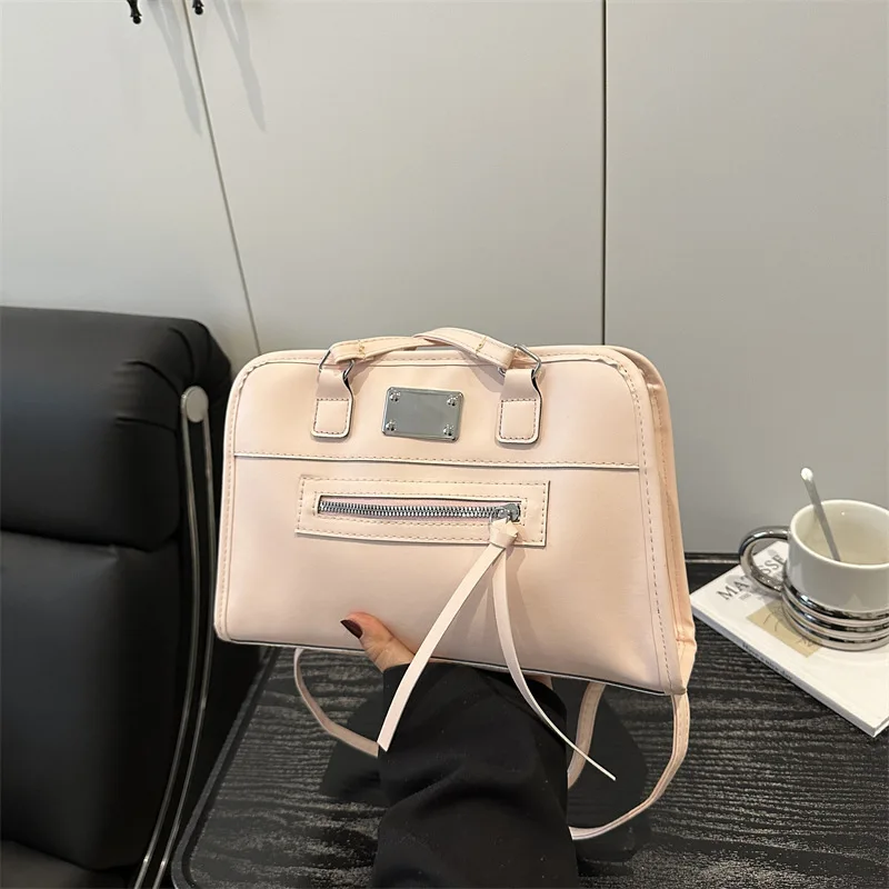 High-End Ladies Tote Bag Made of Premium Leather Featuring High-End Paris Elegant Vintage Look