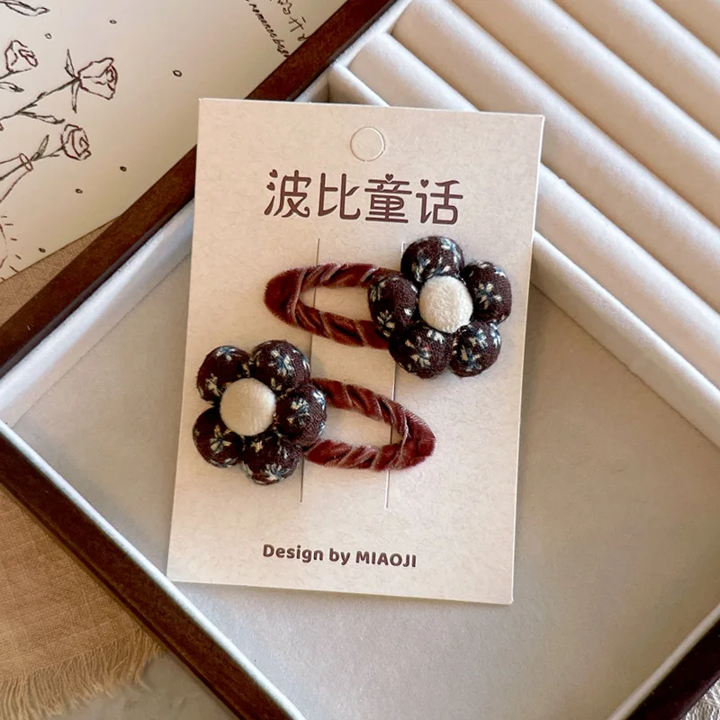Autumn Winter Hair Clips for Babies Korean Polka Dot Snap Clips 2pcs Set Beige Brown Side Clips Cute Bangs Accessories view 5