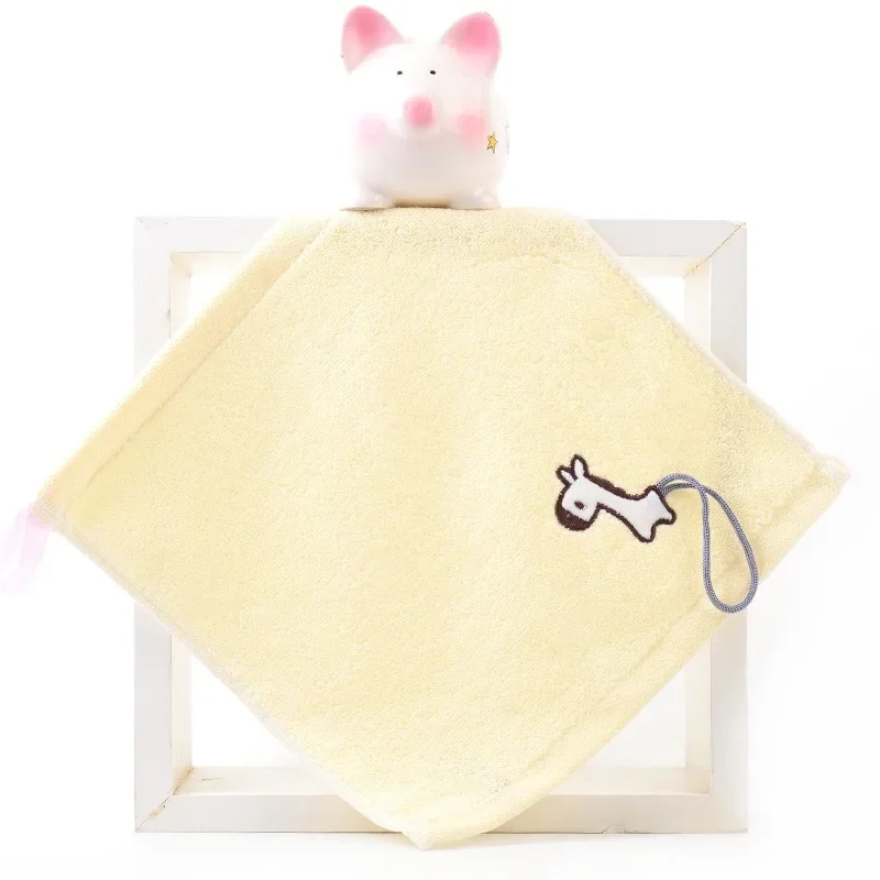

1Pc 25x25cm Small Square Hanging Portable Face Towel Cartoon Animal Baby Kids Towel With Loop Cotton Absorbent Soft
