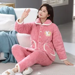 2024 neue Modedesign Frauen Winter Reis Fleece Nachtwäsche Mädchen drei schicht ige Homewear gepolsterte Lounge wear Set Pyjama Famale Pijama