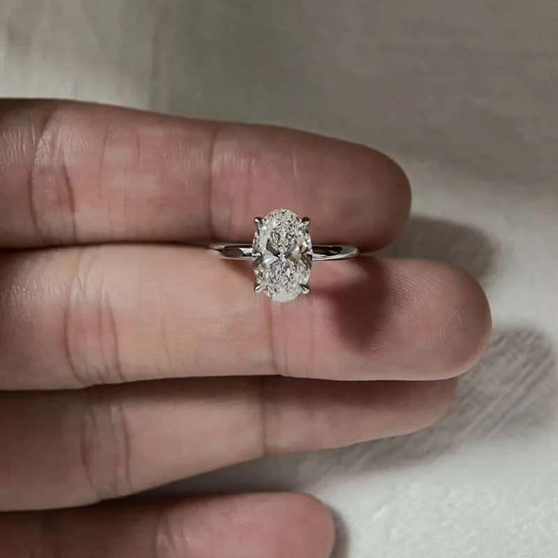 Platin 950 Laborgezüchteter Diamantring 2 Karat Ovalschliff DEF VS IGI-zertifizierter Solitär-Verlobungs- und Ehering Luxuriöser Edelschmuck – Detail 8