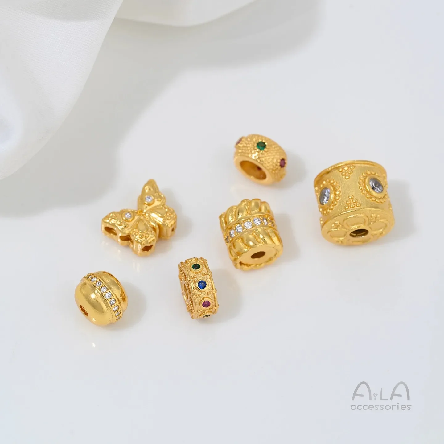 24k Gold Plated Zirconium Butterfly Flower Gourd Bucket Bead Auspicious Cloud Mantra Diy Bead Isolation Handcrafted Bead Stringi view 4