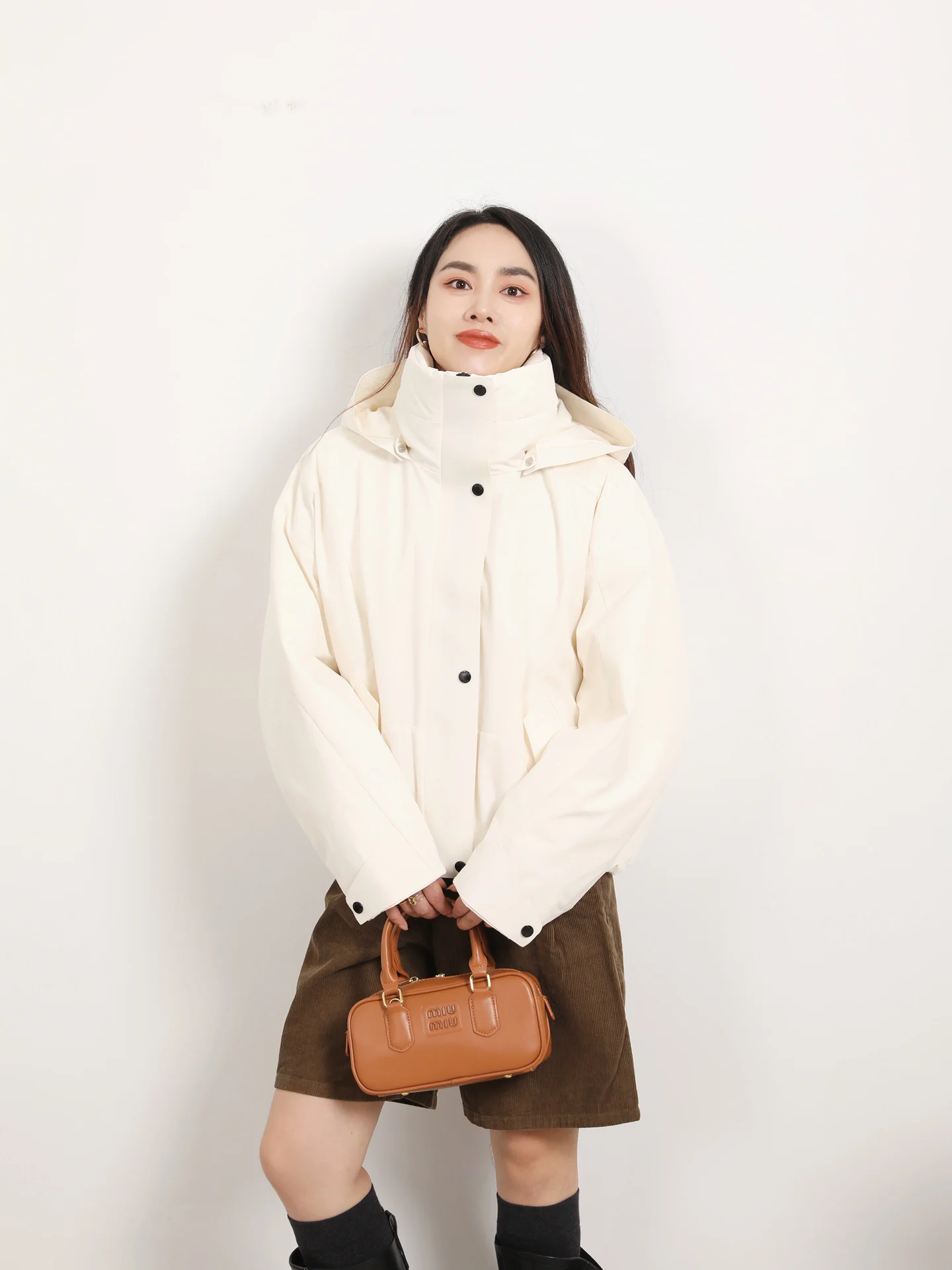 

Высококачественная женская уличная куртка-пуховик с капюшоном из гусиного пуха, теплая, для повседневной носки, стандартный крой, белый гусиный пух