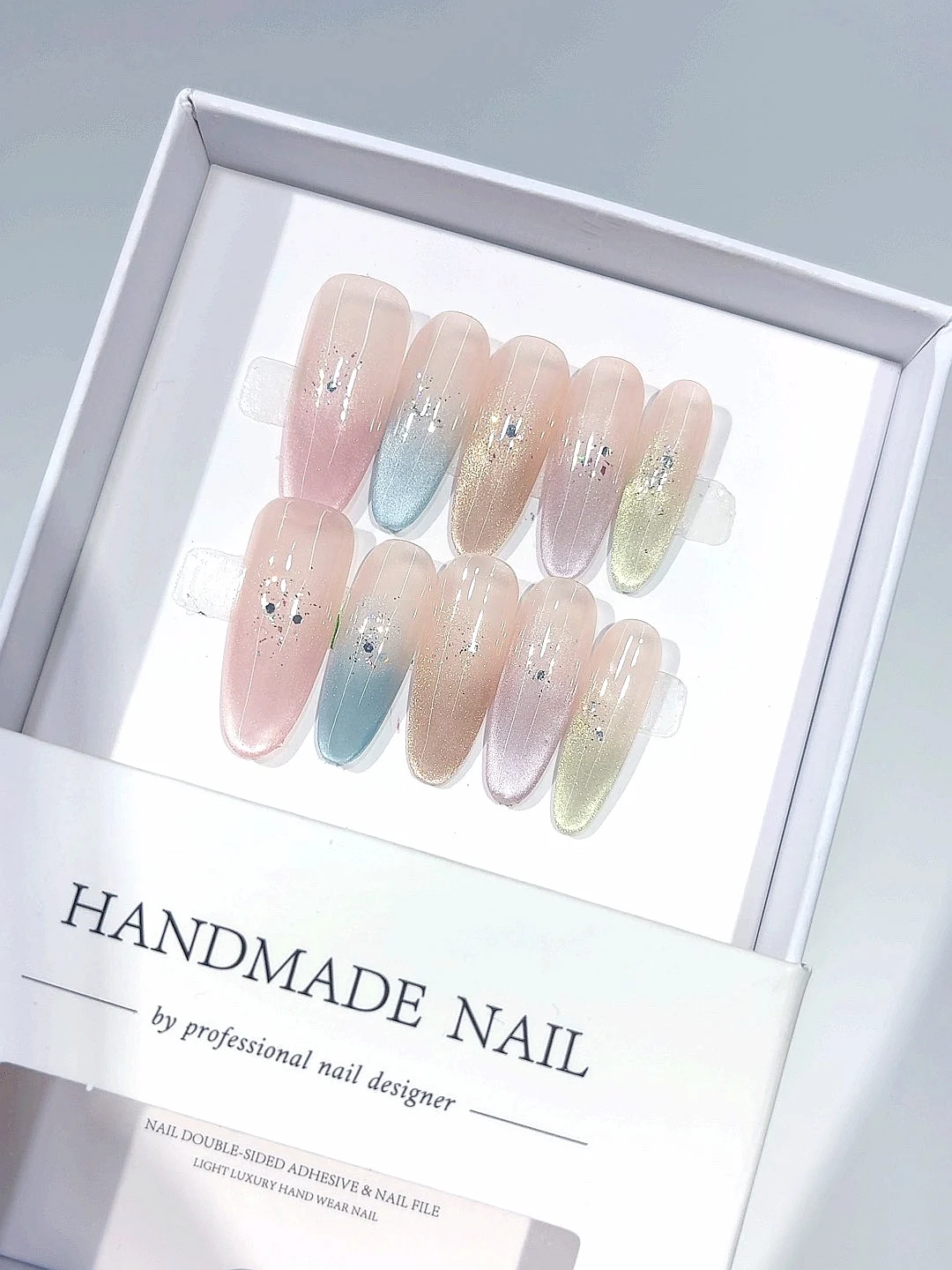 

Multi-Color Cat-Eye High-End Long Oval Style Fashionable Nail Art (C421)