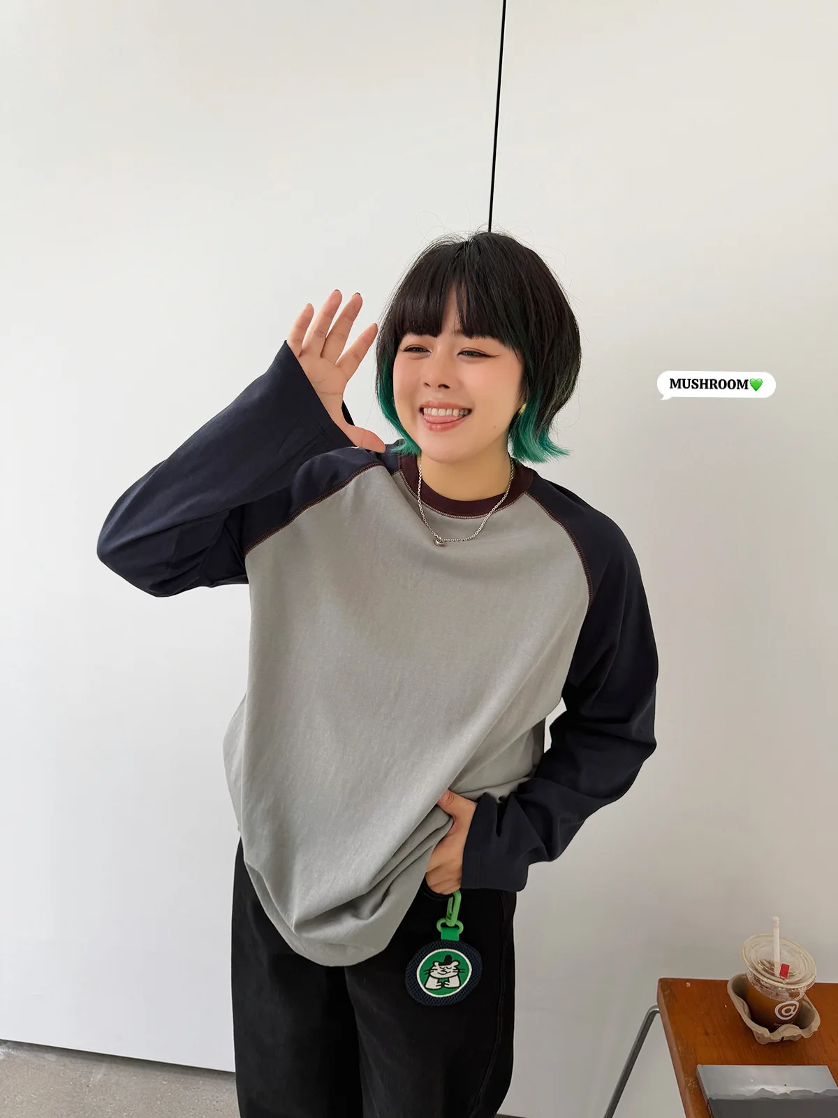 

Повседневная хлопковая футболка с длинным рукавом и цветными вставками, универсальная, весна 2026, женская, в стиле ретро