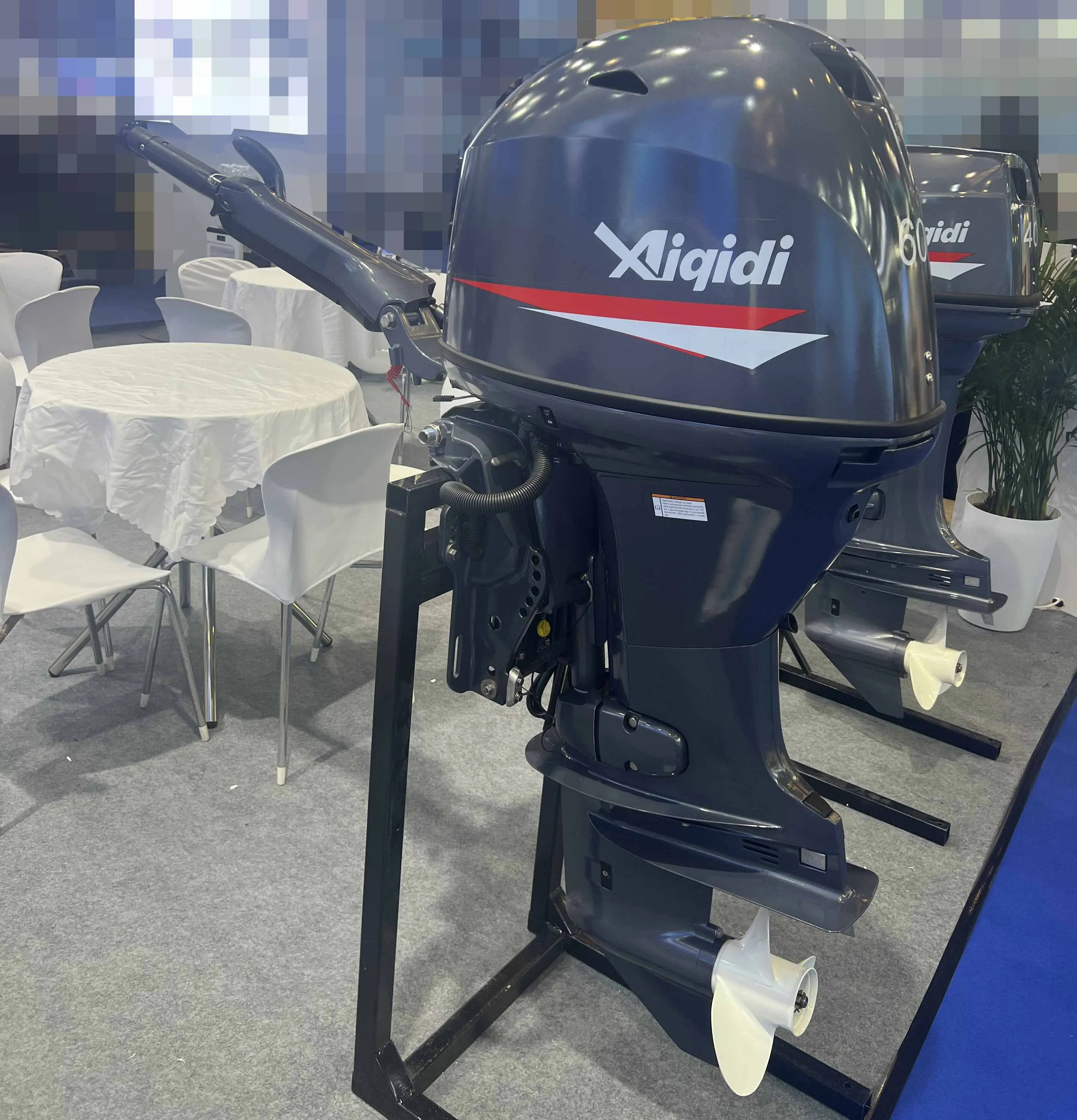 Aiqidi 4-Stroke Fuel Boat Engine 60hp Front Control 44.1kw Hydraulic Steering Outboard Motor
