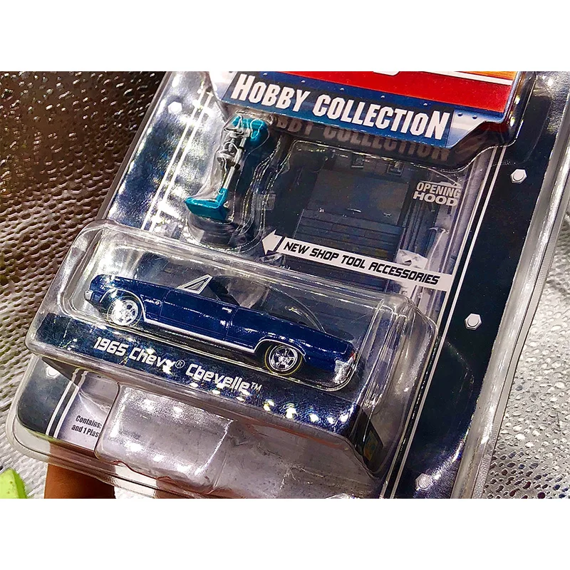 Green Light 1:64  Premium Collection Decoration Car Model Adult Souvenir Gifts Static Display Hobby Series