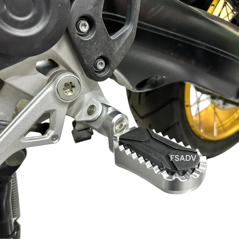 Adjustable Motorcycle Foot Rests Footpeg Passenger Footrest Driver Foot Pegs For BMW R1200GS R1250GS LC ADV R 1250 GS Adventure