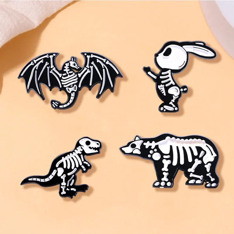 

Metal Punk Vintage Cartoon Anime Pin Enamel Lapel Pins Badges Dinosaur Flying Dragon Rabbit Brown Bear Women's brooch Funny gift