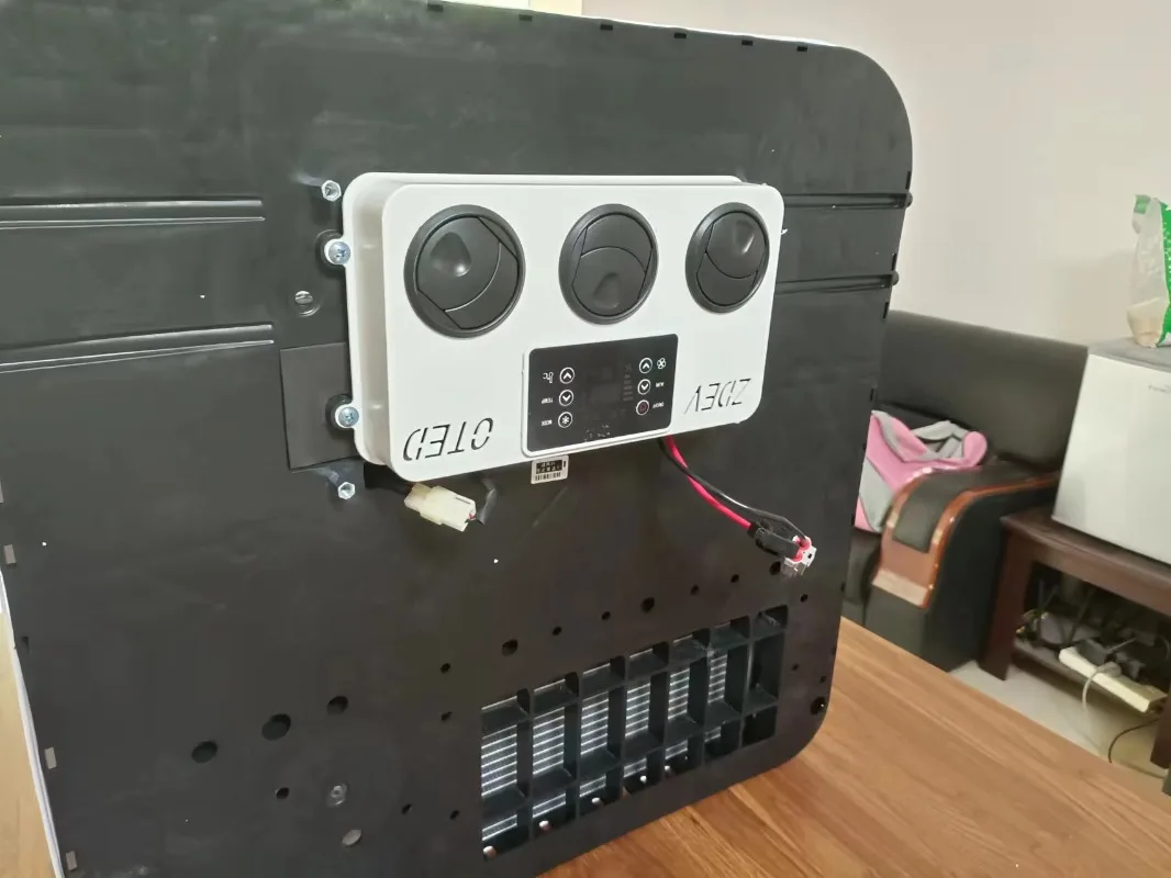 2022 تصميم جديد 12 فولت 24 فولت تبريد وتدفئة فان صغير وحدة التيار المتناوب وقوف السيارات مكيف الهواء للمنزل المتنقل RV