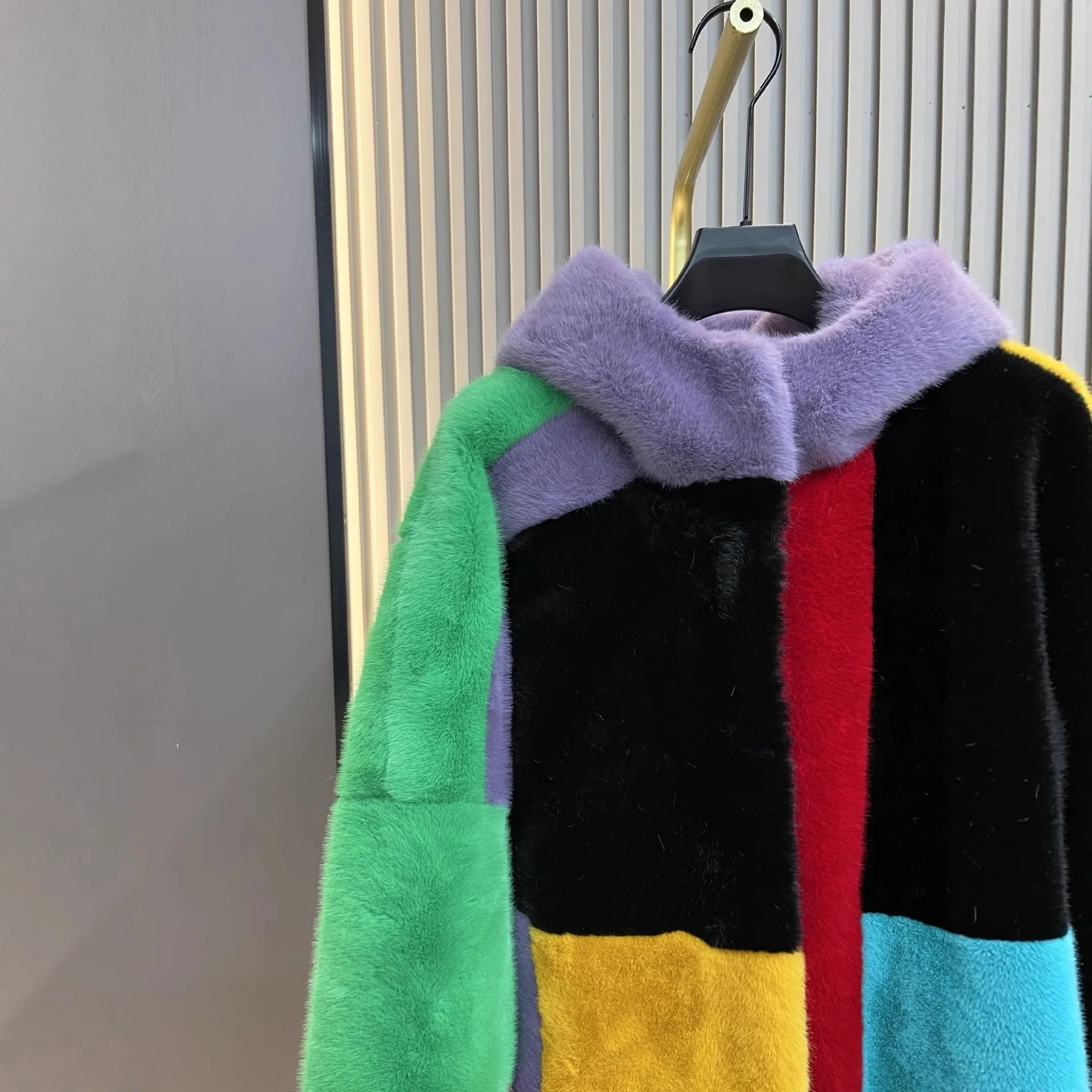 2025 Autumn Winter New Fashion Korean Style Casual Mid-Length Hooded Color-Block Versatile Faux Fur Coat for Women