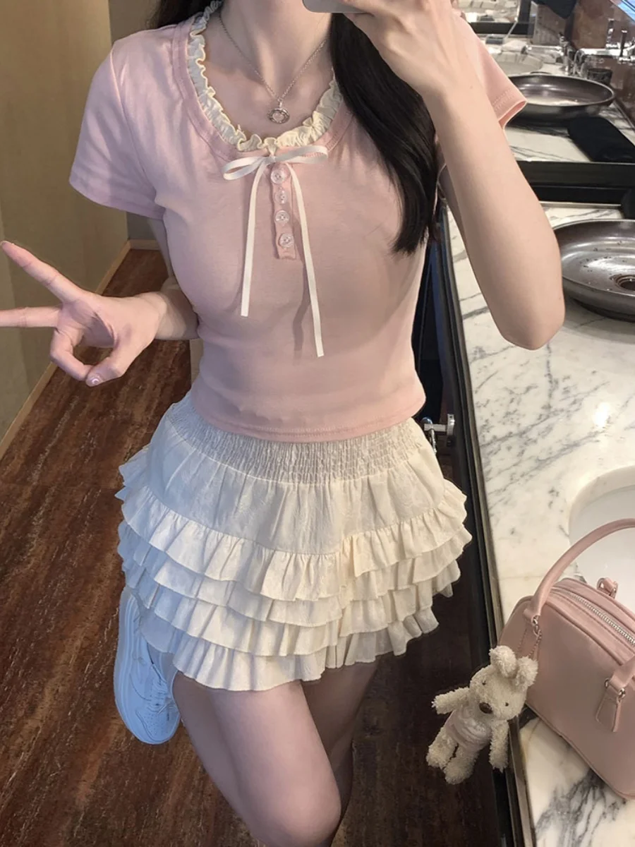 Top Estivo da Donna con Colletto Aperto e Nodo Rosa, Aderente, Creativo con Dettagli a Contrasto, Elegante per il Lavoro