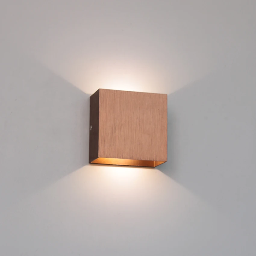 

Современные квадратные настенные светильники Внутренние настенные светильники Спальня Гостиная Светильники Алюминиевые лампы Золотые/кофейные настенные светильники Осветительные приборы