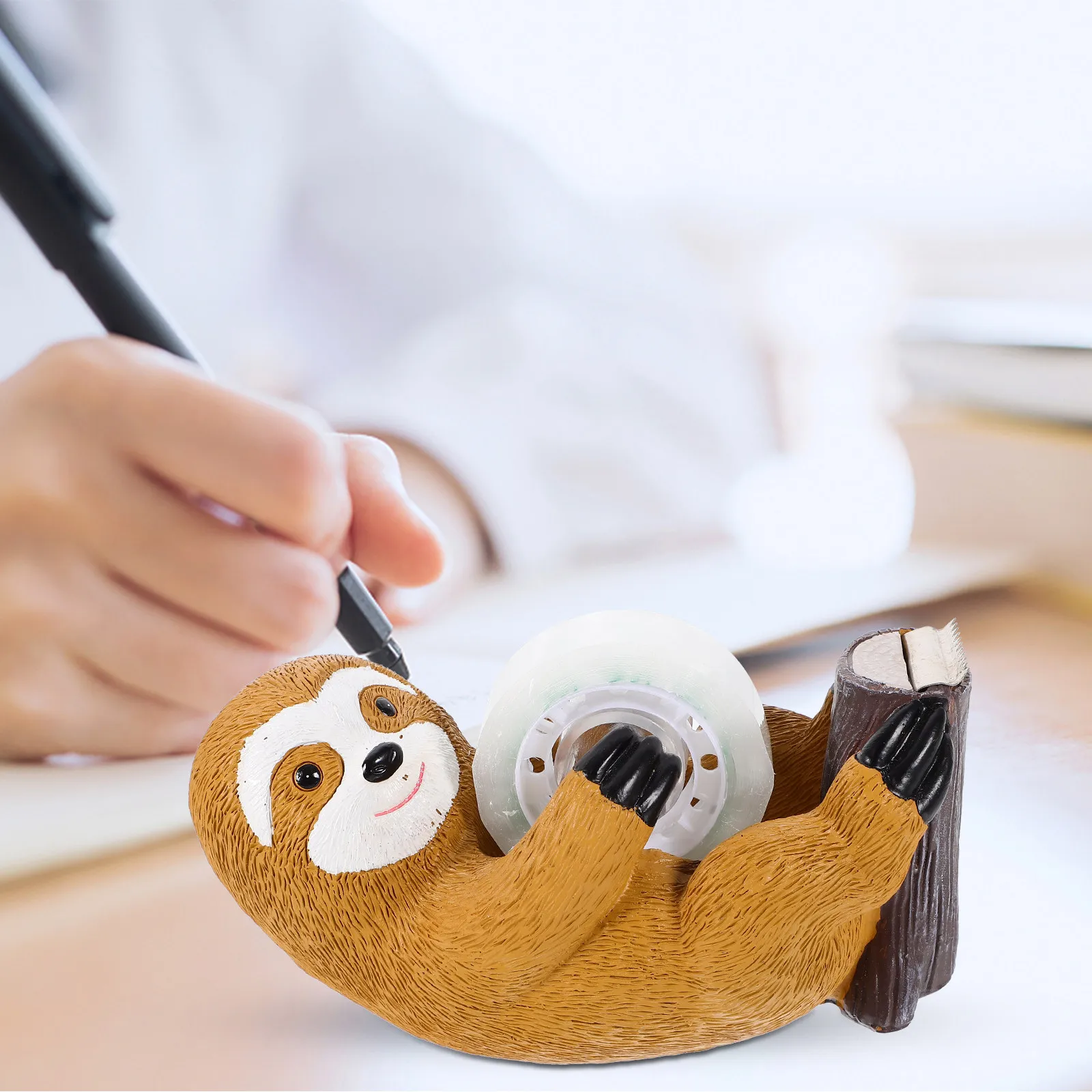 

Настольный диспенсер для скотча в виде ленивца, мультяшный дизайн, из смолы, прочный, с резаком для ленты, для офиса, дома, школы, организации рабочего стола