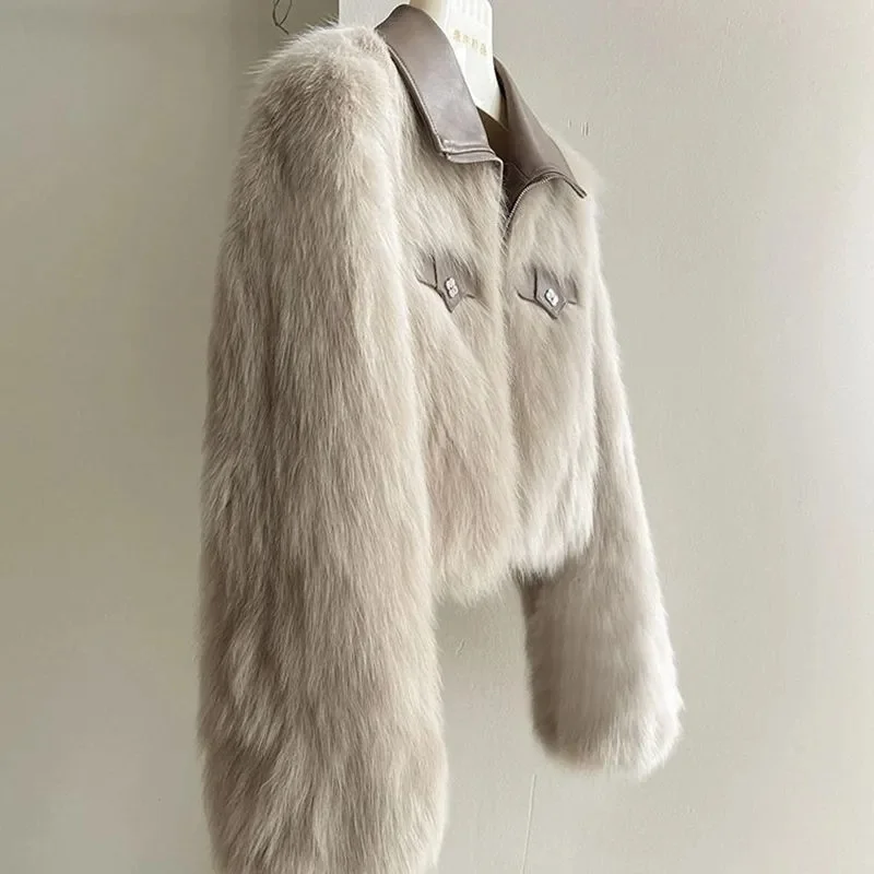 

2026 Новая осенне-зимняя шуба женская с короткими лацканами из искусственного лисьего меха с длинными рукавами, корейская версия, модный утепленный топ на молнии