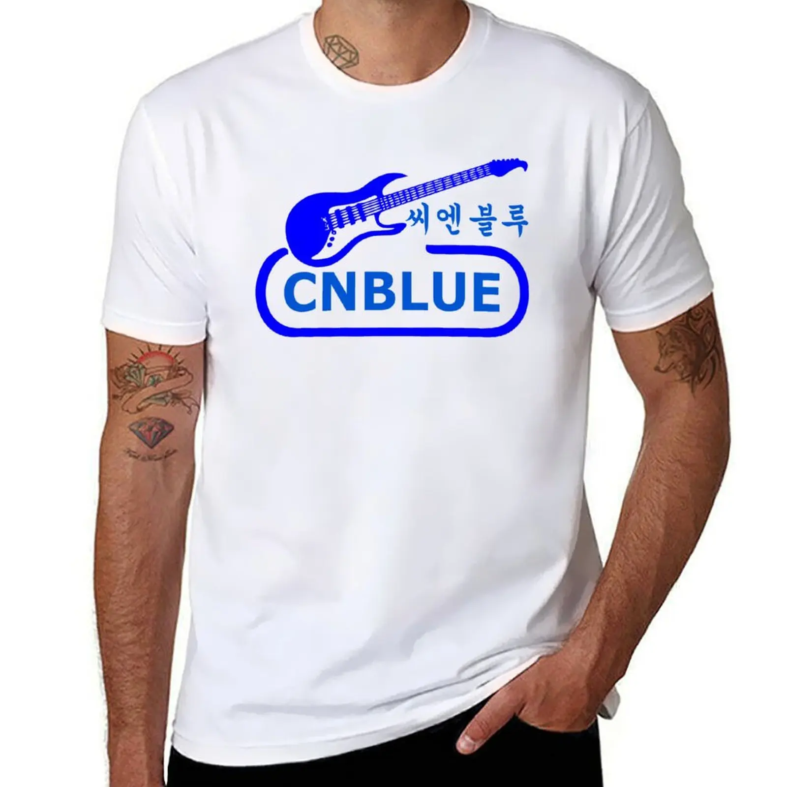 

 Awesome KPop Rock Band CNBlue in Hangeul (корейская) футболка мужская футболка хлопковая футболка с рисунком 100% футболка